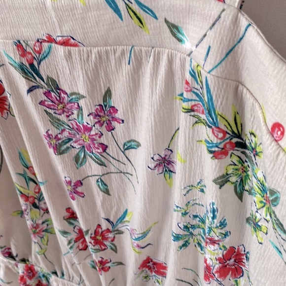 TIME & TRU Side Button Tank Top Khaki Safari Floral Size XL (16/18) - Picture 6 of 9